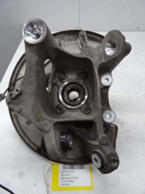 MOYEU DE ROUE ARRIÈRE GAUCHE BMW 7 serie (G11 / G12), Utilisé, BMW, Petuelring 130
80809  München, DE, Bayerische Motoren Werke AG