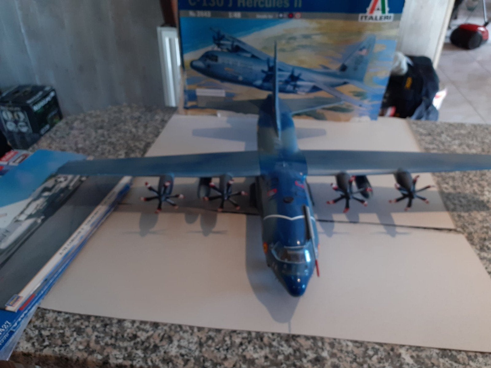 Maquette Géante Lockheed C-130J Hercules II - Italeri 1/48 (, Avion, Italeri