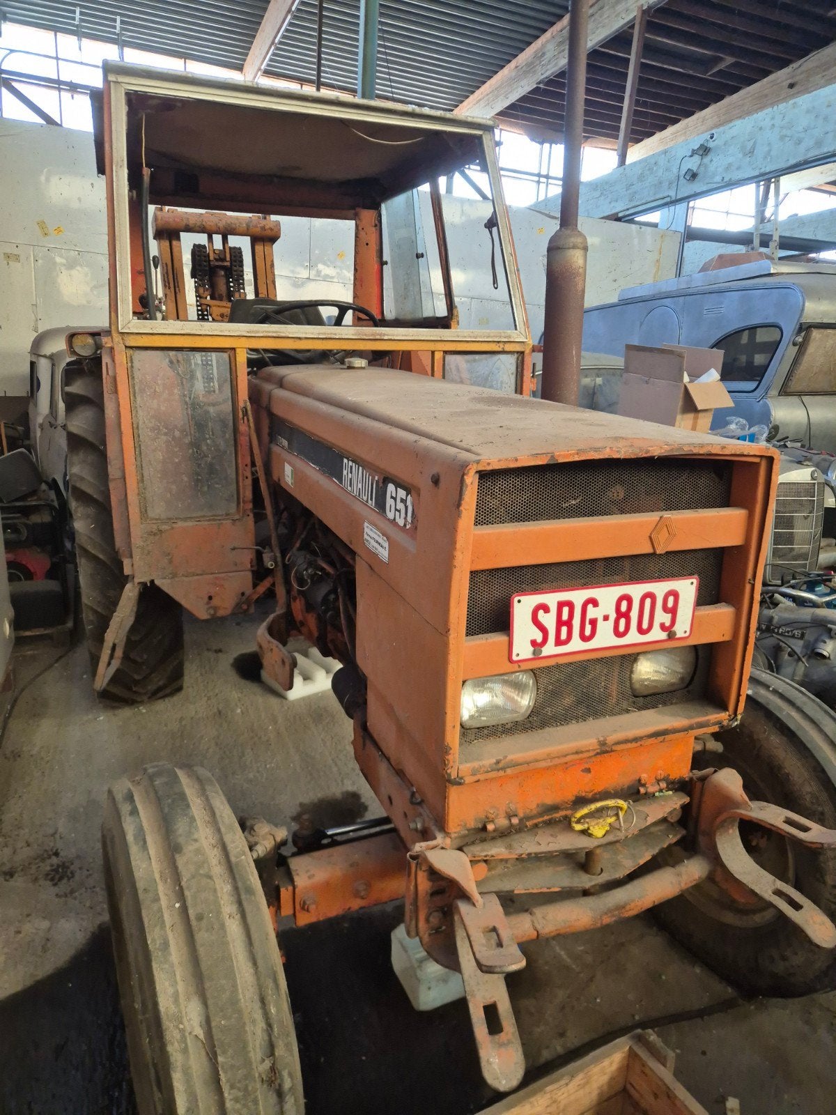 Renault 651 1977 met servo en papieren, Zakelijke goederen, Landbouw | Werktuigen, Ophalen