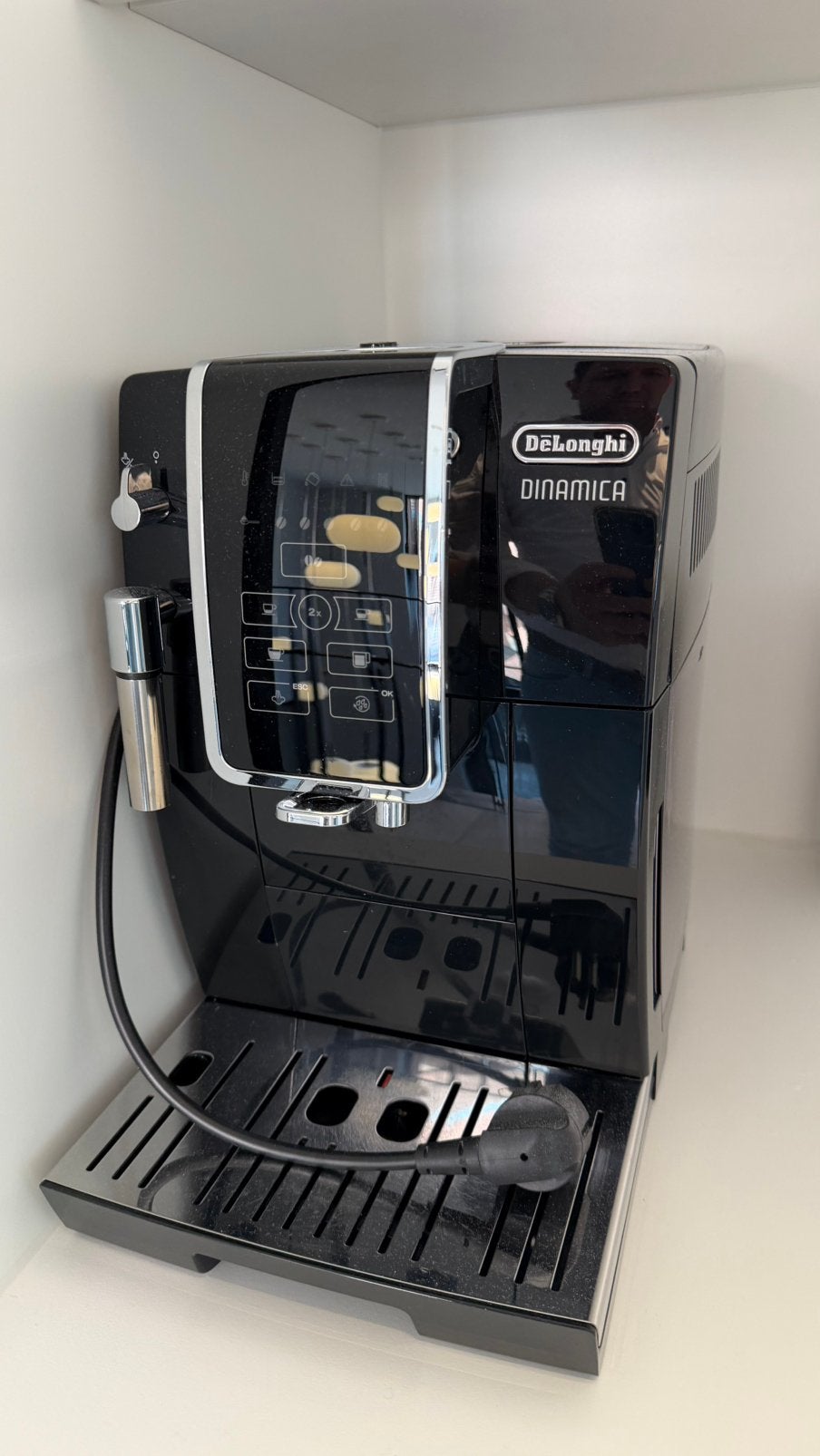 Koffietoestel De’Longhi Dinamica, Elektronische apparatuur, Ophalen, Zo goed als nieuw, Koffiemachine