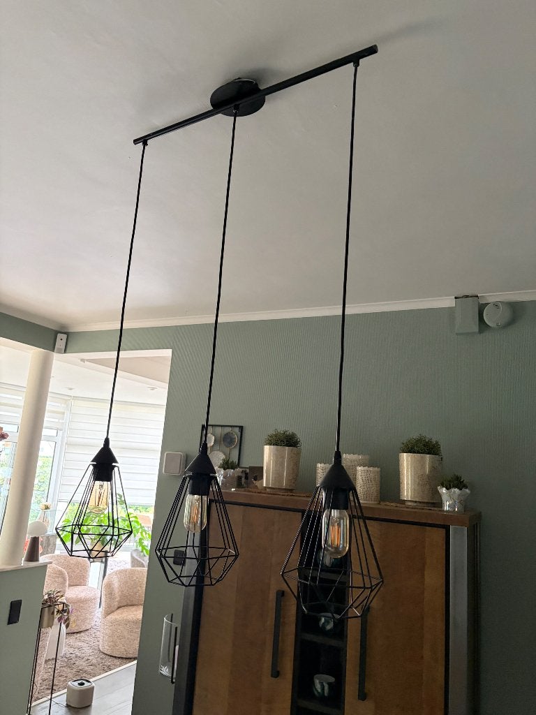 Zwarte hanglamp 75cm Prenuptia, Ophalen, Zo goed als nieuw, Metaal