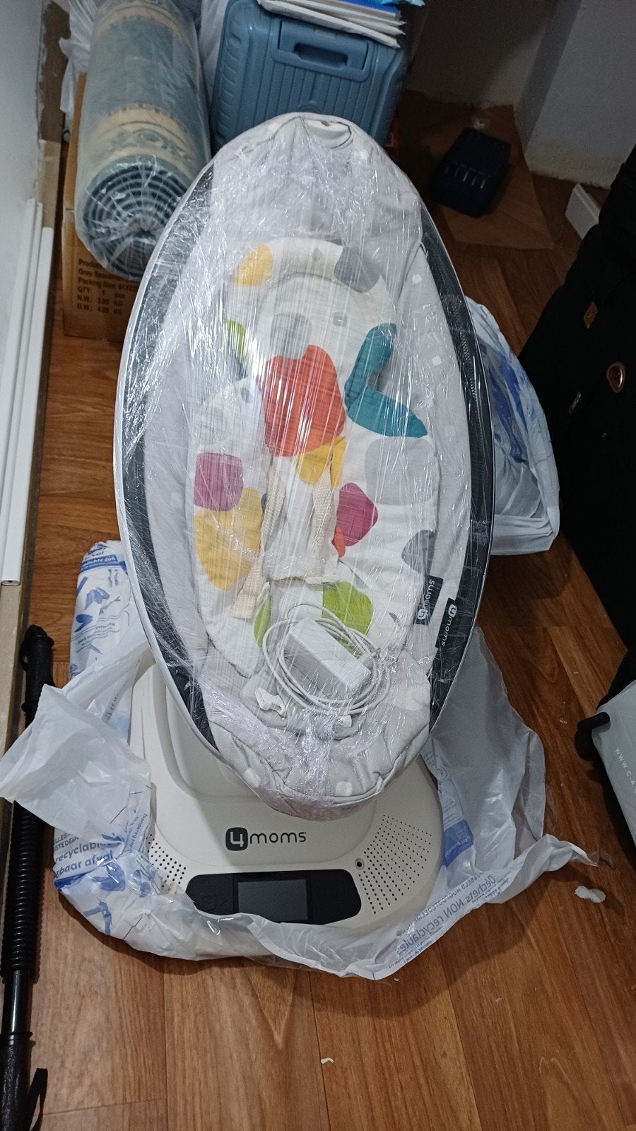 4 moeders - Relax Baby, Kinderen en Baby's, Wipstoel, Met gordel(s) of riempje(s), Zo goed als nieuw, Ophalen