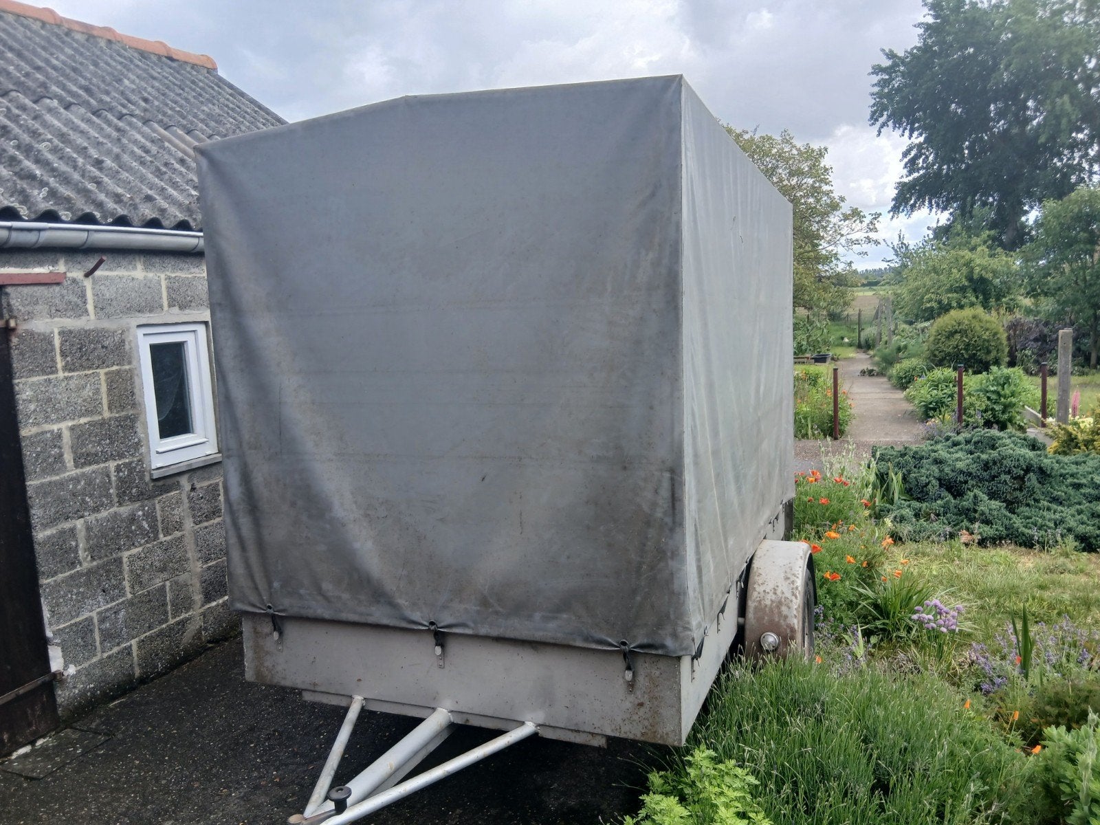 Aanhangwagen., Ophalen