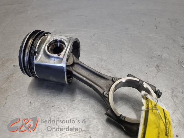 Piston d'un Fiat Ducato, -, 3 mois de garantie, Utilisé, Fiat