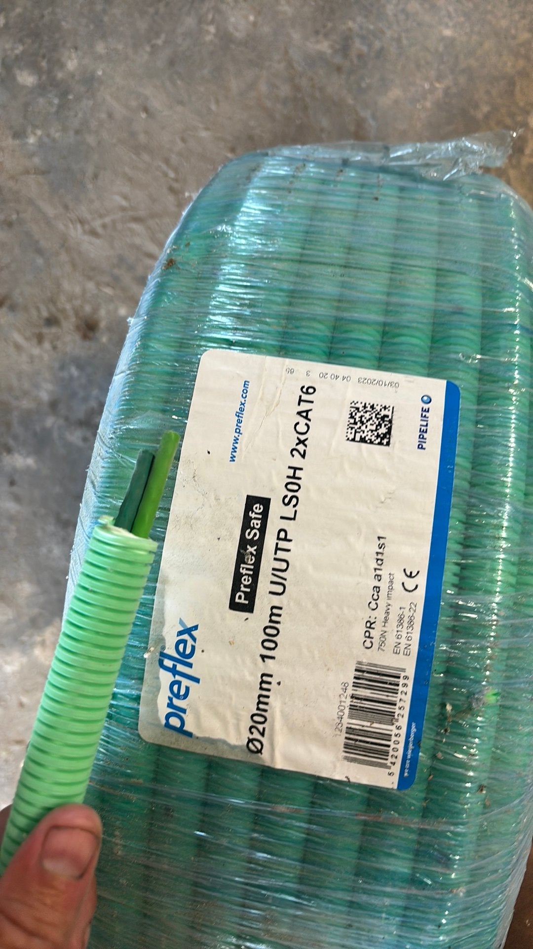 20mm utp , 2x CAT 6, Ophalen, Zo goed als nieuw