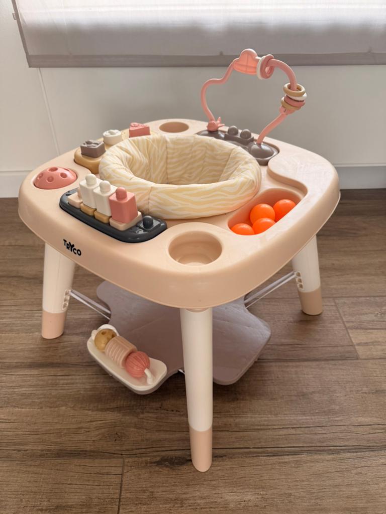 Zit/speeltafel, Enfants & Bébés, Jouets | Tables de jeux, Enlèvement, Comme neuf