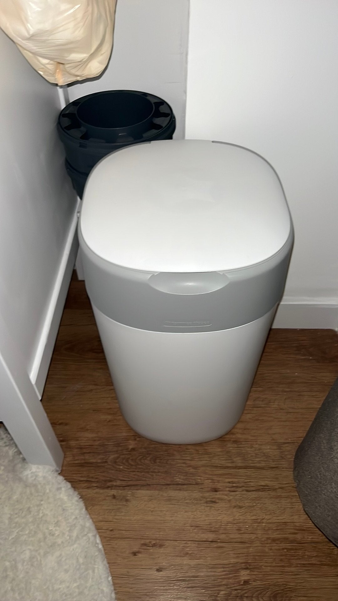 Tommee tippee luier emmer, Huis en Inrichting, Woonaccessoires | Prullenbakken, Ophalen, Zo goed als nieuw