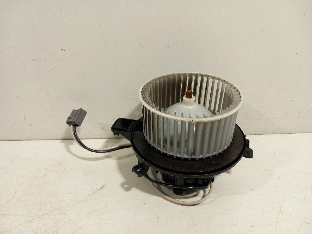 Kachel ventilator motor Opel Astra, Onderdelen@venauto.nl, Van der Ven Autorecycling B.V., Ettenseweg 76, 4706 PB Roosendaal, The Netherlands