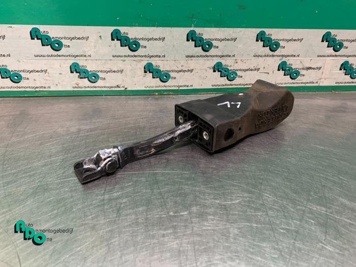 Butée 4portes avant gauche d'un Seat Ibiza (Ibiza 08-), -, 3 mois de garantie, Utilisé, -