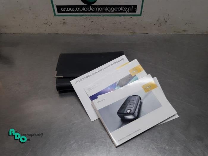 Instructie Boekje van een Opel Zafira B (Zafira B 05-), Gebruikt, -, -, Opel