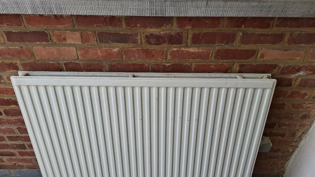 À vendre 2 radiateur 140€, Bricolage & Construction, Chauffage & Radiateurs, 800 watts ou plus, Enlèvement, Utilisé, 80 cm ou plus