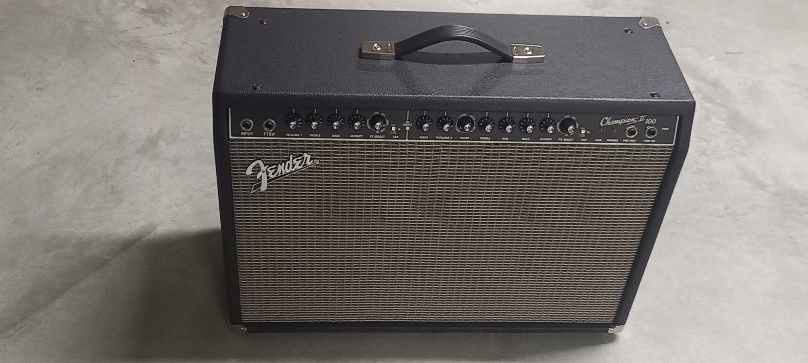 ampli guitare 2 ans fender 100 champion, Musique & Instruments, Amplis | Basse & Guitare, Enlèvement, Comme neuf, Guitare, 100 watts ou plus