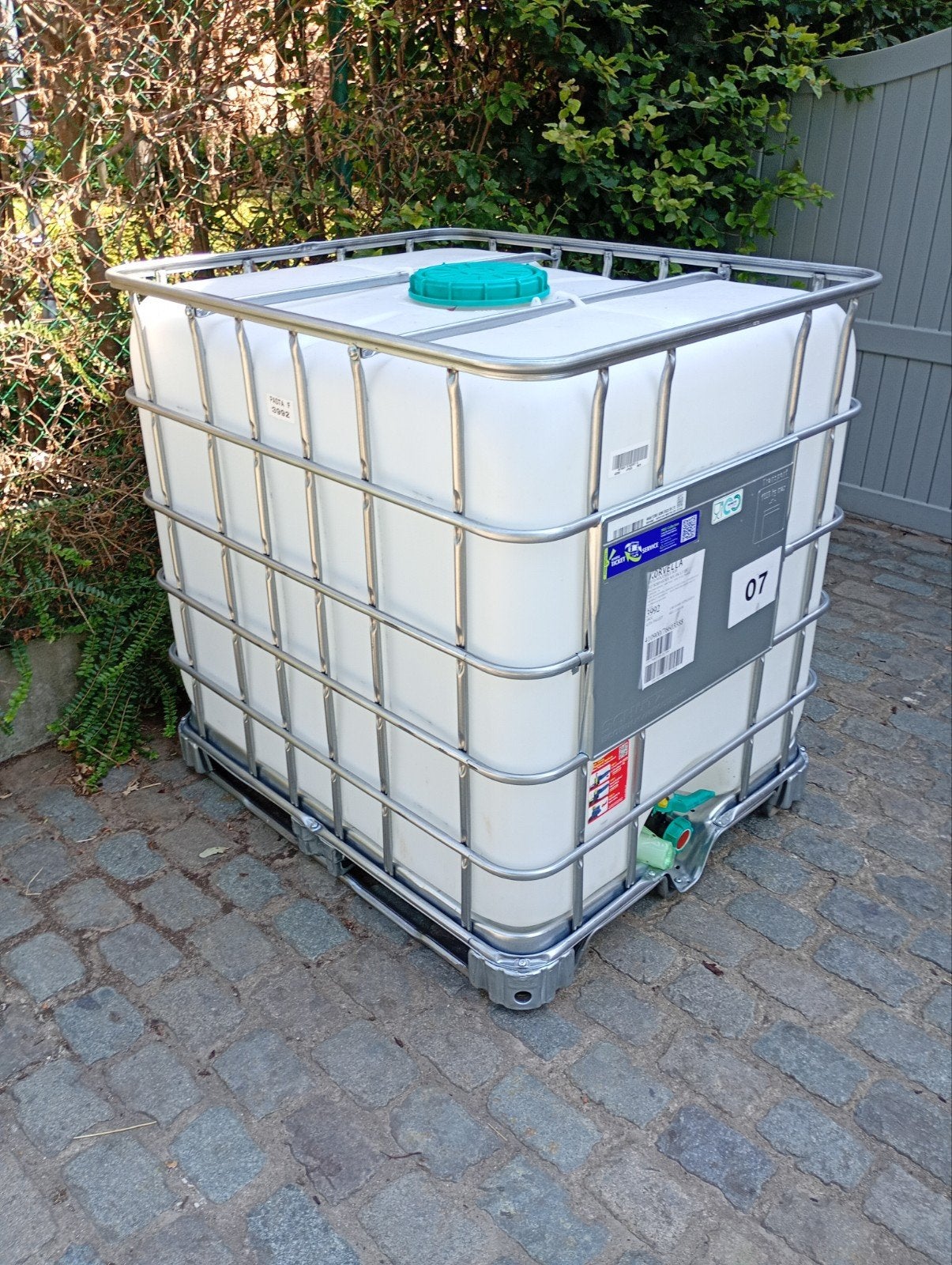 water vaten 1.000 liter met kraantje onderaan, Ophalen, Kunststof, Met kraantje, 150 liter of meer