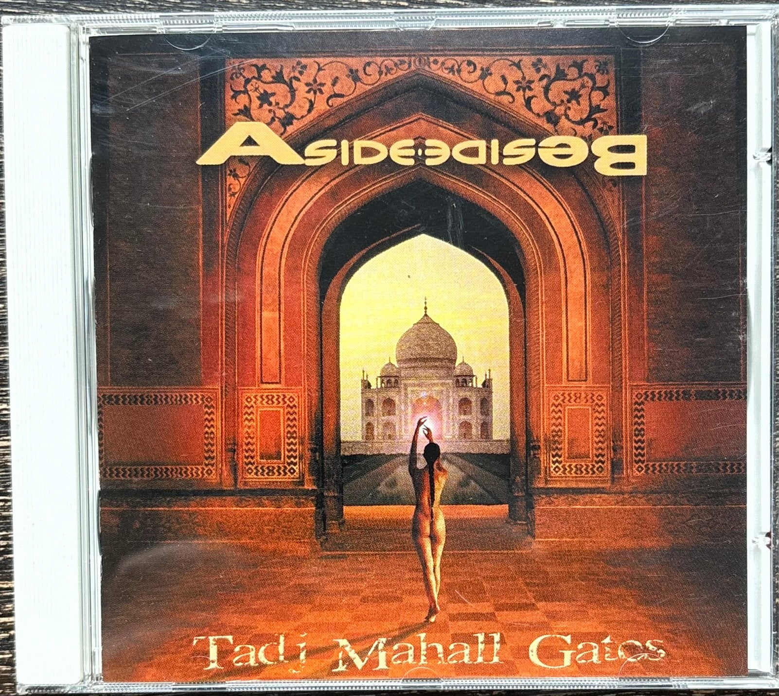 ASIDE BESIDE - Tadj Mahall Gates, CD & DVD, CD | Rock, Enlèvement ou Envoi, Comme neuf, Rock progressif