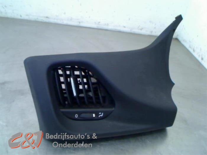 Grille aération tableau de bord d'un Fiat Doblo, -, 3 mois de garantie, Utilisé, Fiat