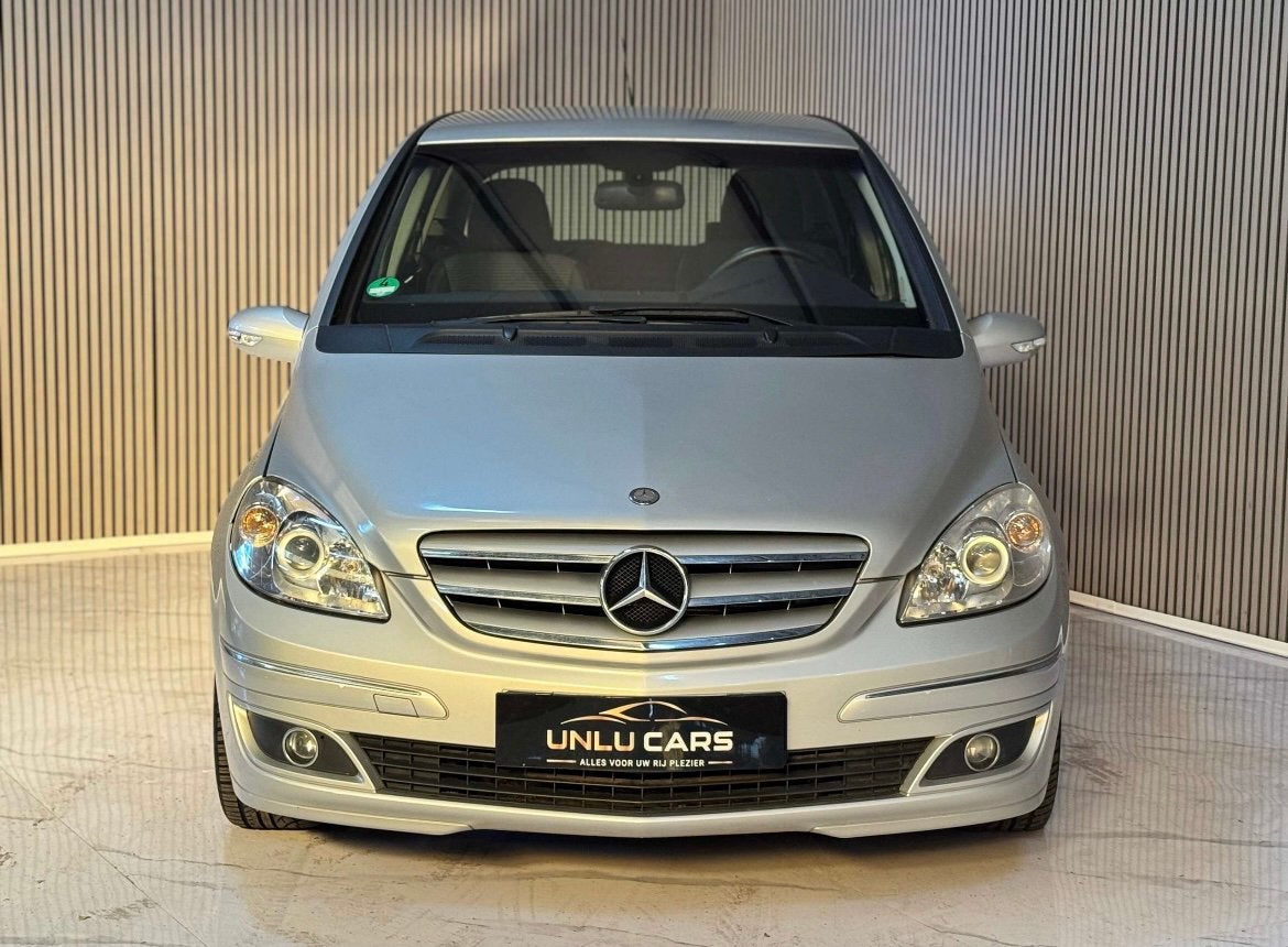Mercedes-Benz B150, Autos, Argent ou Gris, Achat, Entreprise, Noir