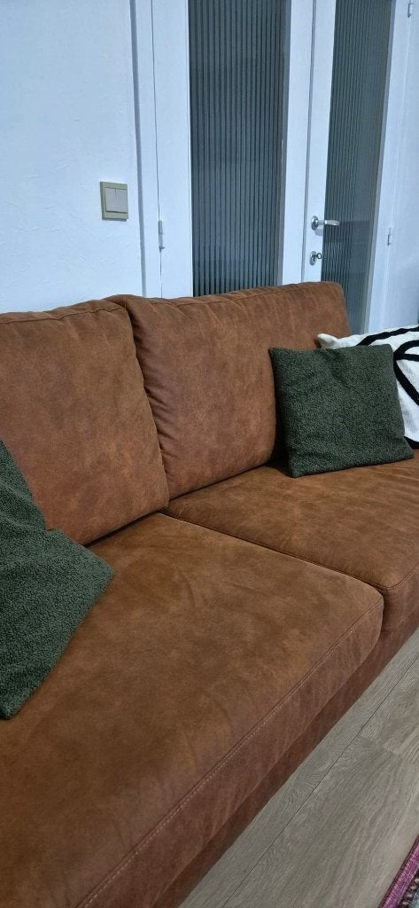 Canapé 2,5 places Collin couleur cognac, Maison & Meubles, Canapés | Salons, 200 à 250 cm, Vintage, Banc droit, Comme neuf
