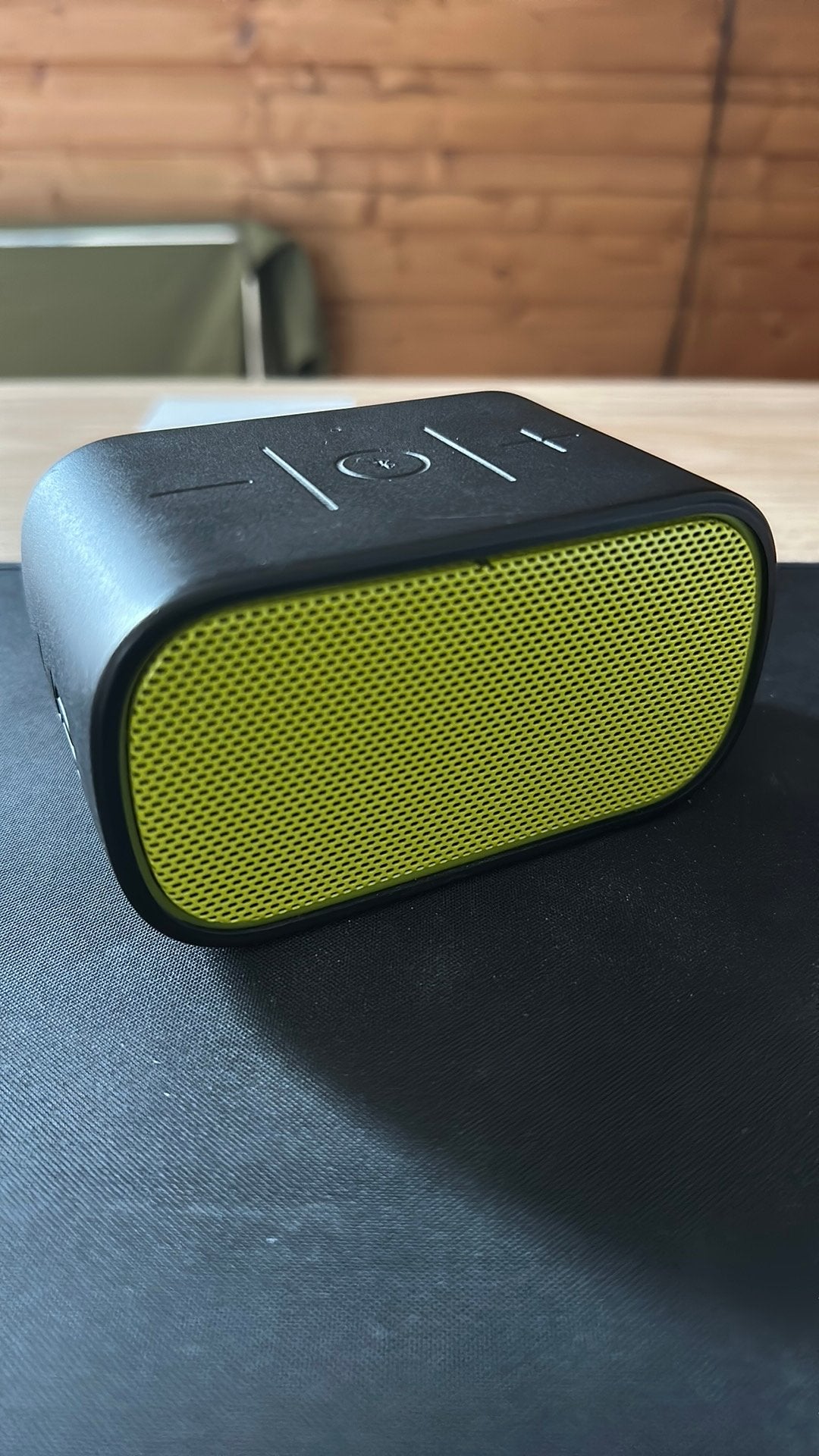 UE mobile boombox logitech, Ophalen, Zo goed als nieuw