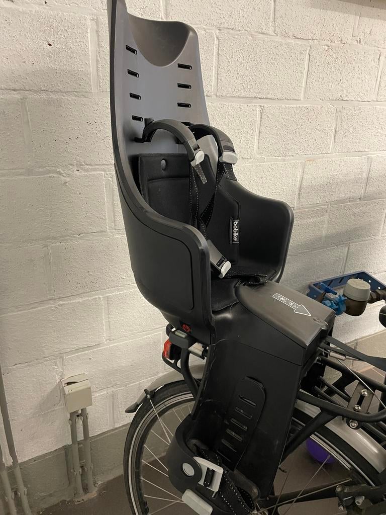 'Fietsstoel Bobike b-seat exclusive max E-BD', Fietsen en Brommers, Ophalen, Zo goed als nieuw