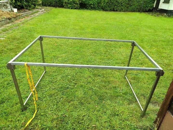 markttafel, Ophalen, Zo goed als nieuw