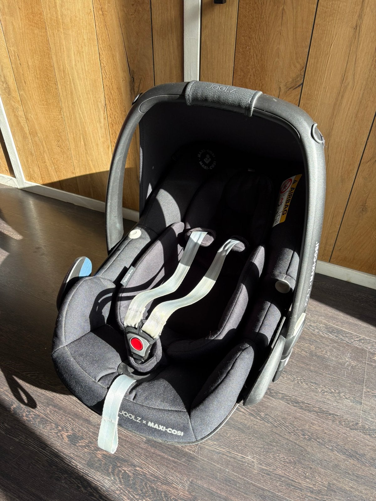 Maxi-Cosi Pebble Pro i-Size Joolz + FamilyFix3 Isofix Base, Enfants & Bébés, Enlèvement, Maxi-Cosi, Isofix