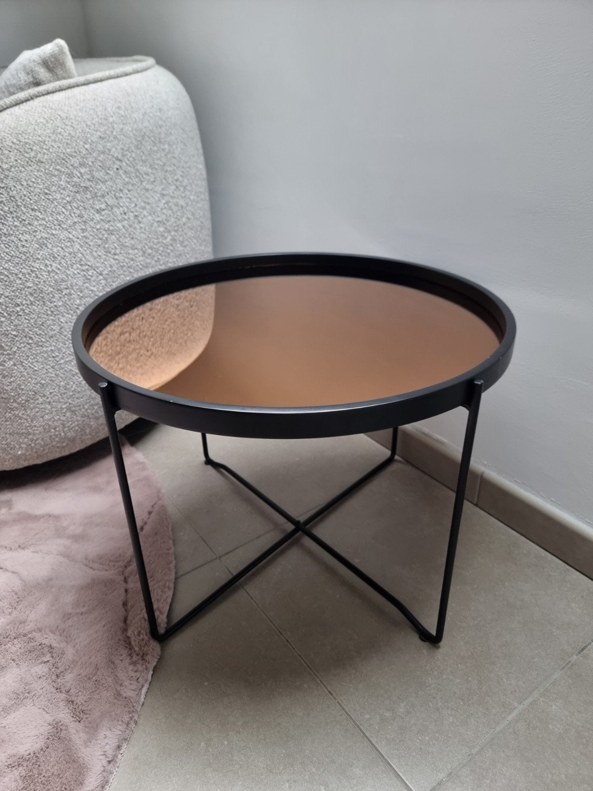 Bijzettafel met roze spiegelglas, Huis en Inrichting, Ophalen