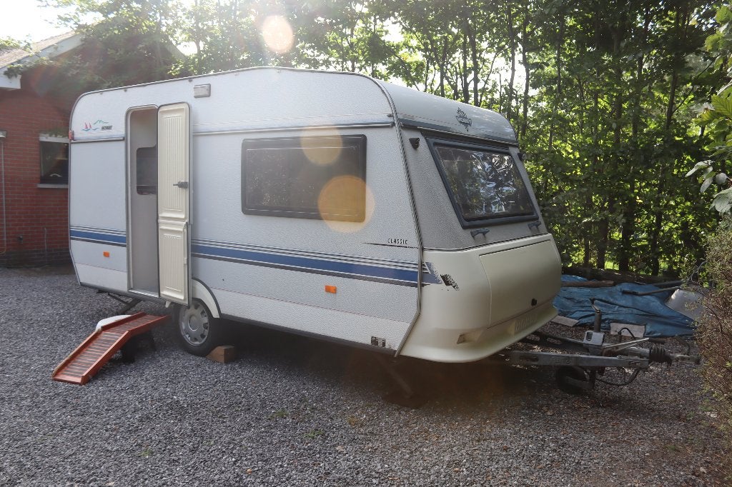 Stalling voor caravan, Caravanes & Camping