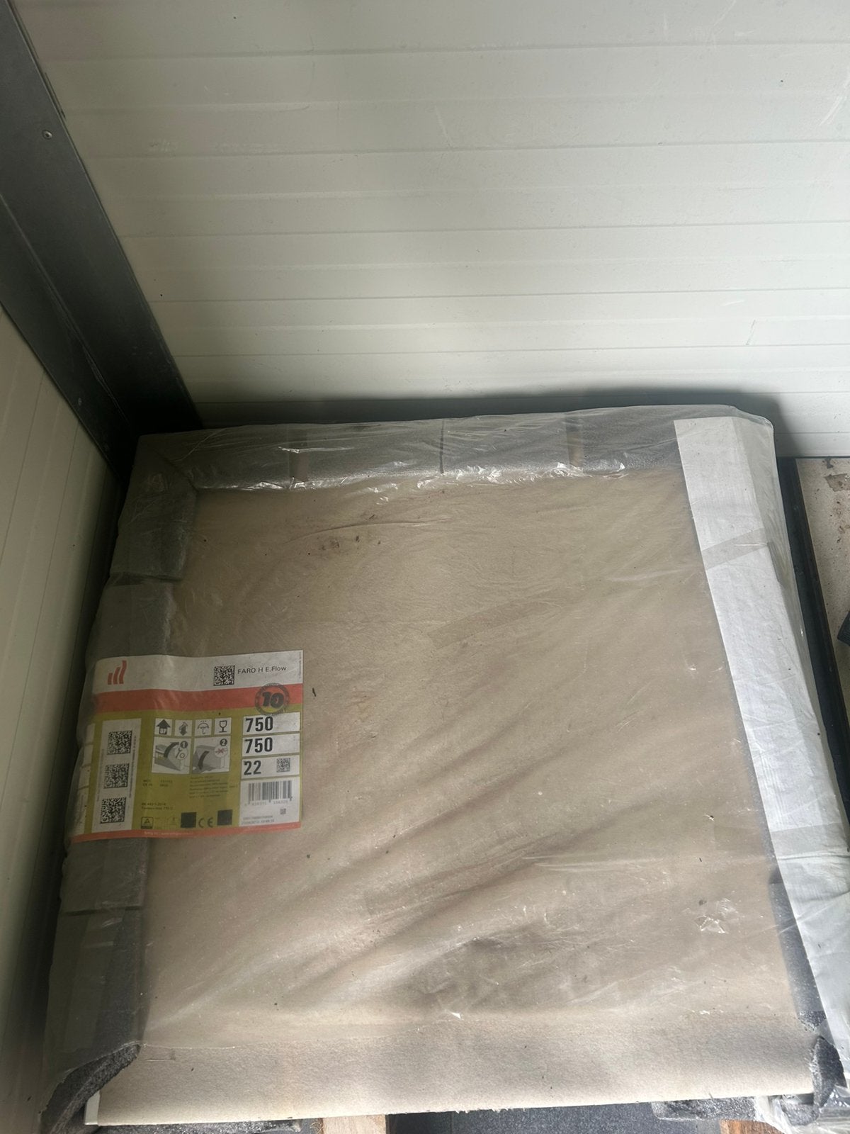 Radson radiator 75x75, Doe-het-zelf en Bouw, Verwarming en Radiatoren, Ophalen, Nieuw, Radiator