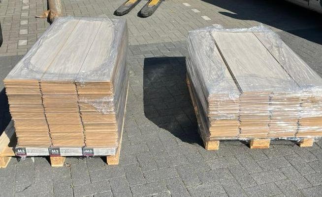 Industrieel parket / 94 m² – Nordic Wood (M3 Megafloor), Ophalen, 10 m² of meer, Parket