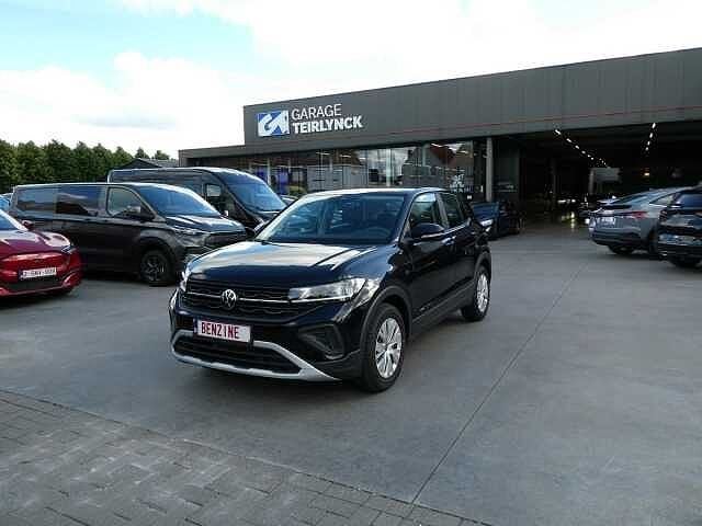 Volkswagen T-Cross 1.0 TSi 95pk Business Luxe '25 1000km, Zwart, https://public.car-pass.be/vhr/a6334915-af1d-4ee2-aa9e-6978a1e9f41c