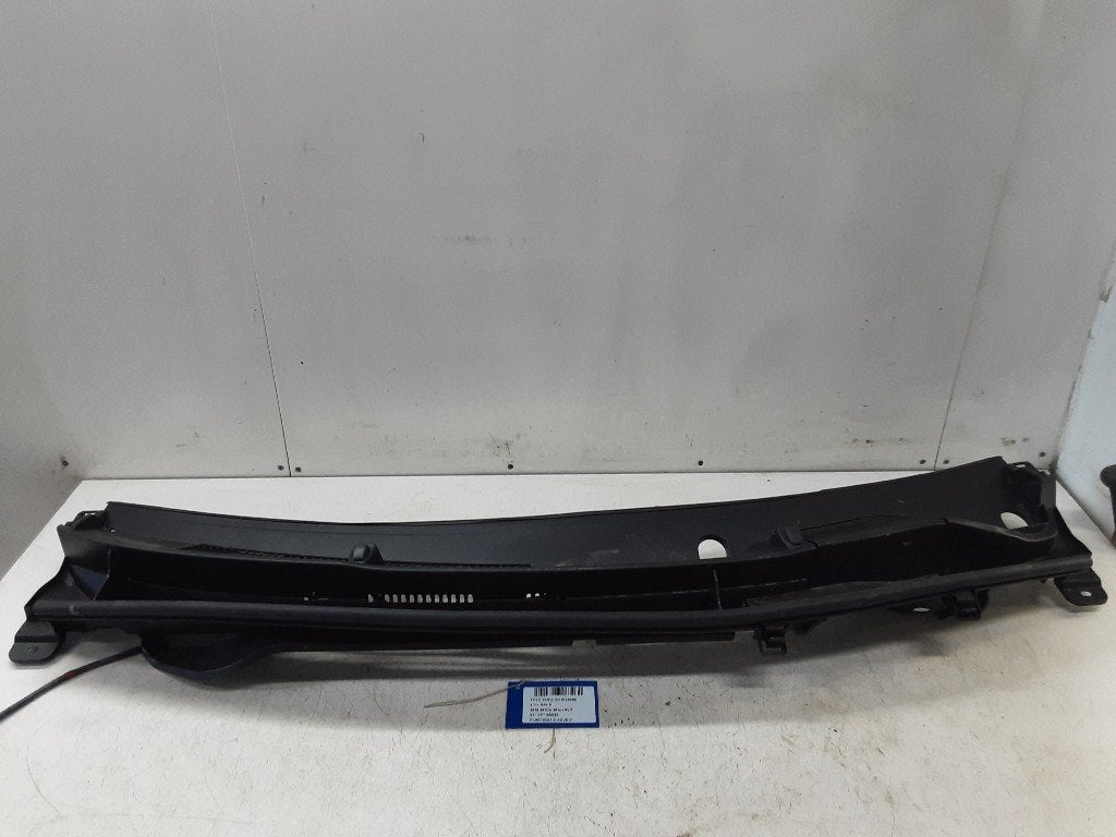 SIERLIJSTEN VOORRUIT Toyota Yaris IV (P21 / PA1 / PH1), Auto-onderdelen, Gebruikt, Voor, Mevr. I. Hauben, Toyota