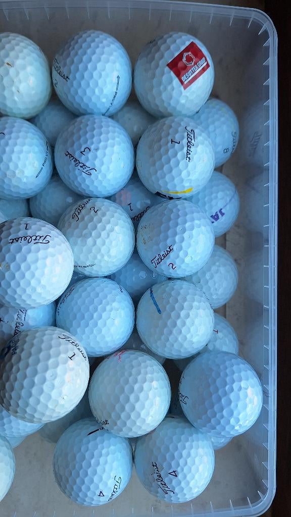 40 Titleist Prov B-kwaliteit ballen, Sport en Fitness, Golf, Ophalen of Verzenden, Gebruikt, Bal(len)