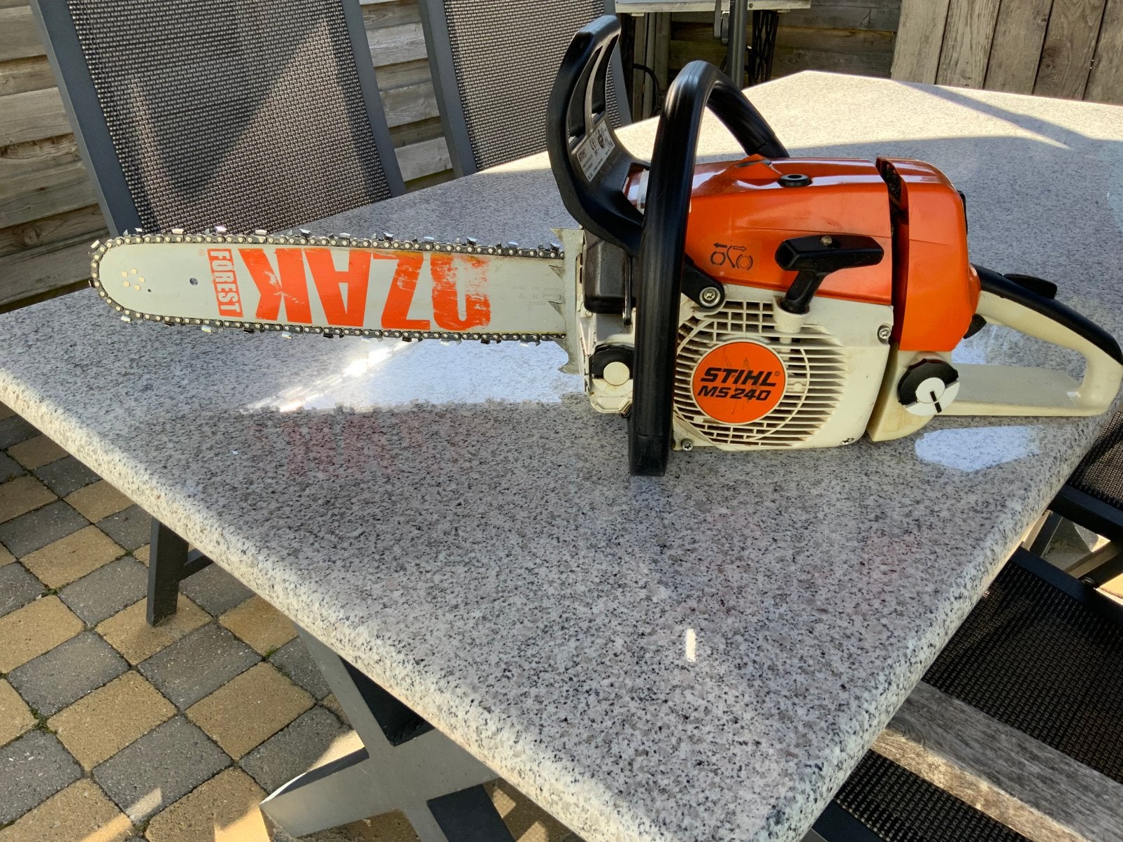 Stihl MS 240, Enlèvement, Utilisé
