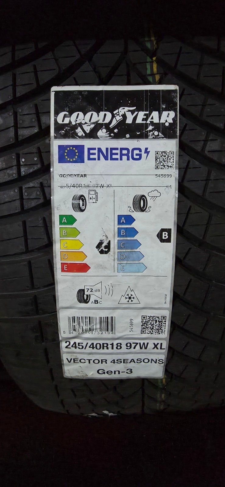 Goodyear 245/40/18 alleseason, Ophalen