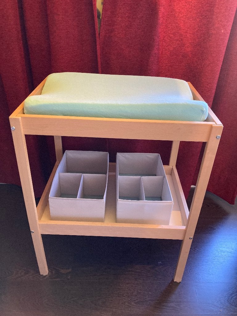 verzorgingstafel met waskusssen en opbergvakken, Enlèvement, Comme neuf, Coussin à langer