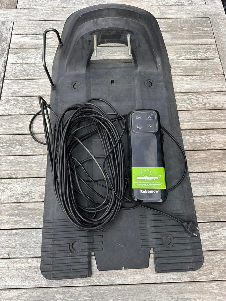 Basisstation met lader voor robomow rc, Tuin en Terras, Robotmaaiers, Ophalen, Gebruikt