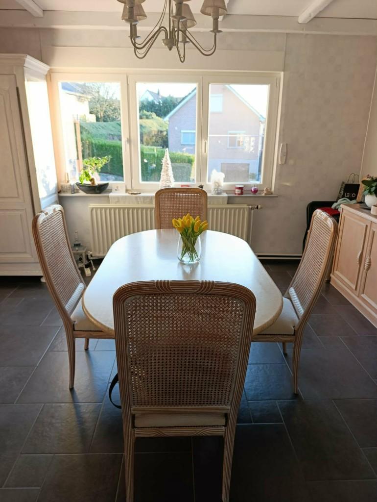 Salle a manger, Enlèvement, Comme neuf, 4 à 6 chaises