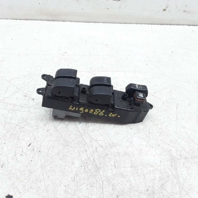 RAAMSCHAKELAAR Toyota Prius (NHW20) (|8482047050|515254|), Gebruikt, Toyota