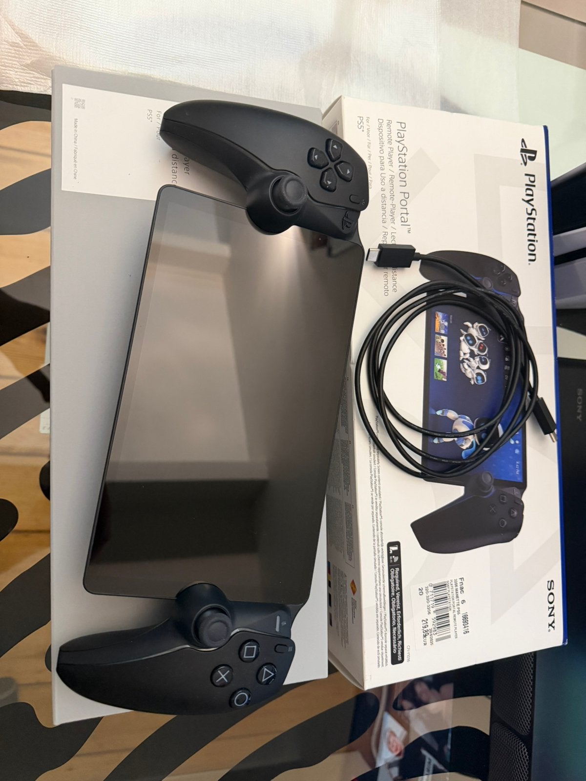 Playstation Portal, Games en Spelcomputers, Spelcomputers | Sony Portables | Accessoires, Ophalen of Verzenden, Zo goed als nieuw