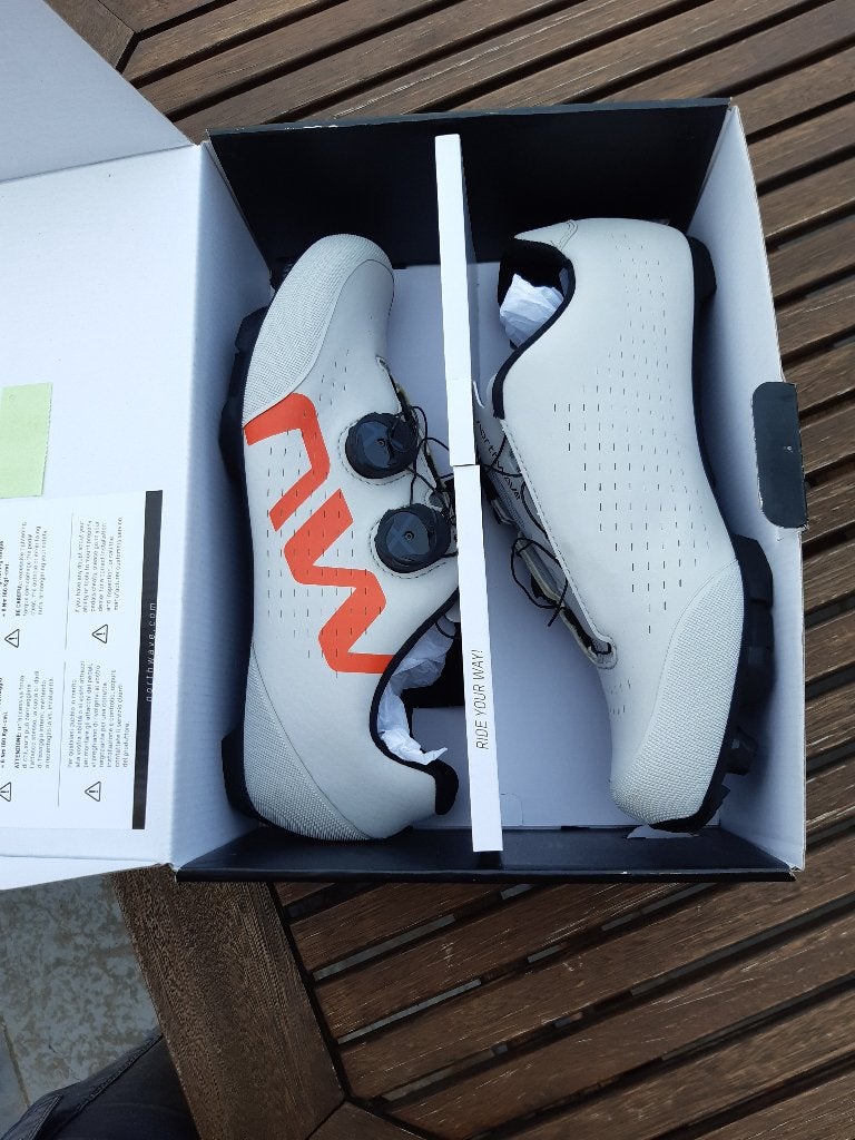Fietsschoen Northwave Rebel 3 white maat 44, Fietsen en Brommers, Ophalen, Heren, Schoenen, Nieuw