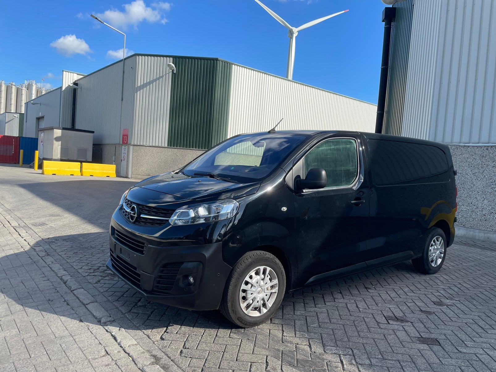 Opel Vivaro 2.0 | Automaat |Premium pakket |Dodehoekdetectie, Automaat, 1998 cc, Zwart, USB