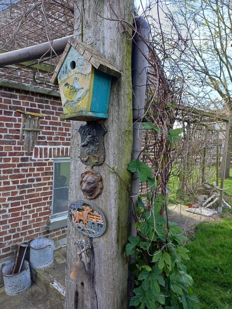 Gietijzeren decoratieplaatje met hondmotief plus de bel, Tuin en Terras, Ophalen