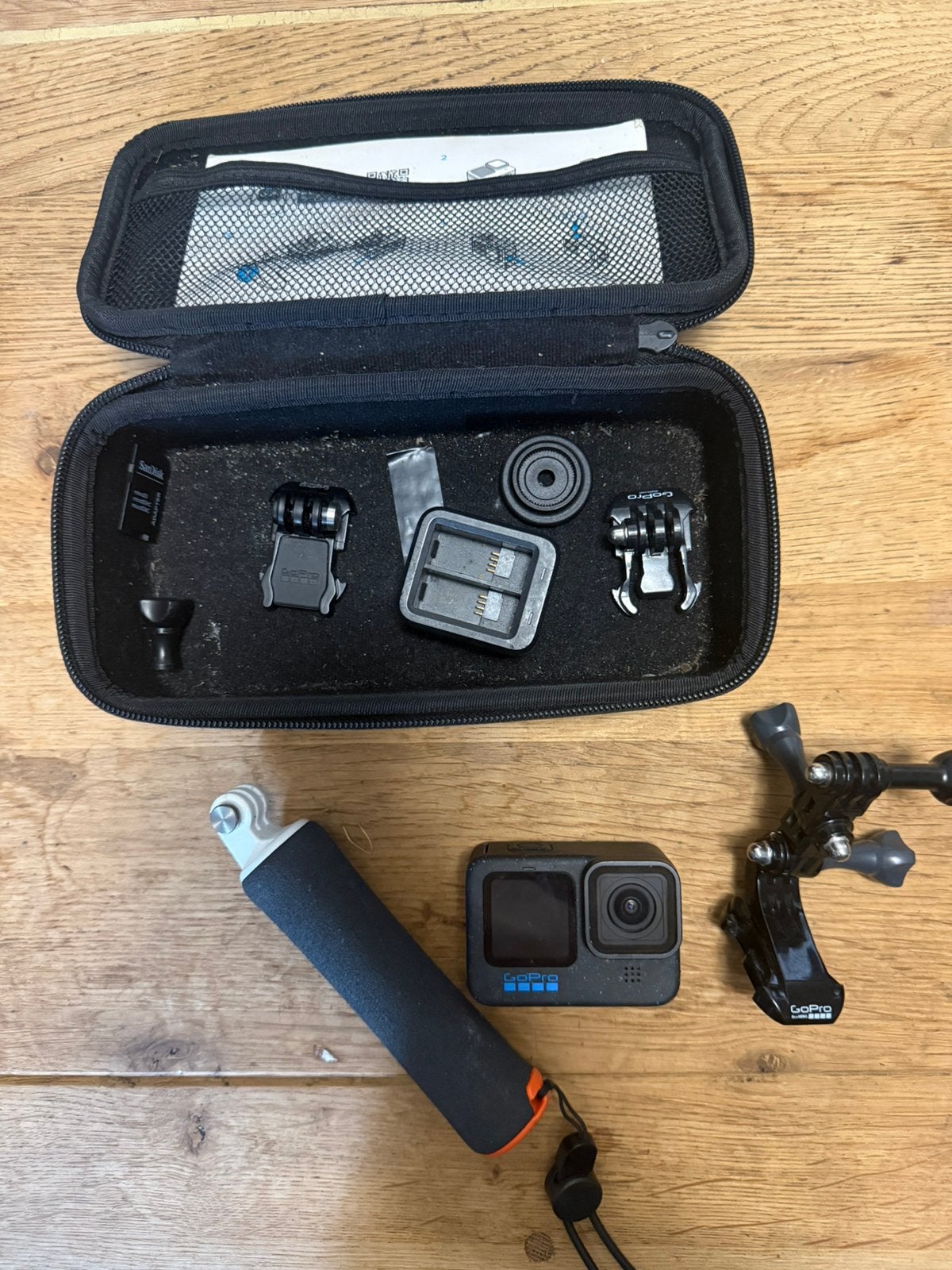 Gopro hero 12 black + sd 256 gb, Enlèvement ou Envoi, Comme neuf, GoPro