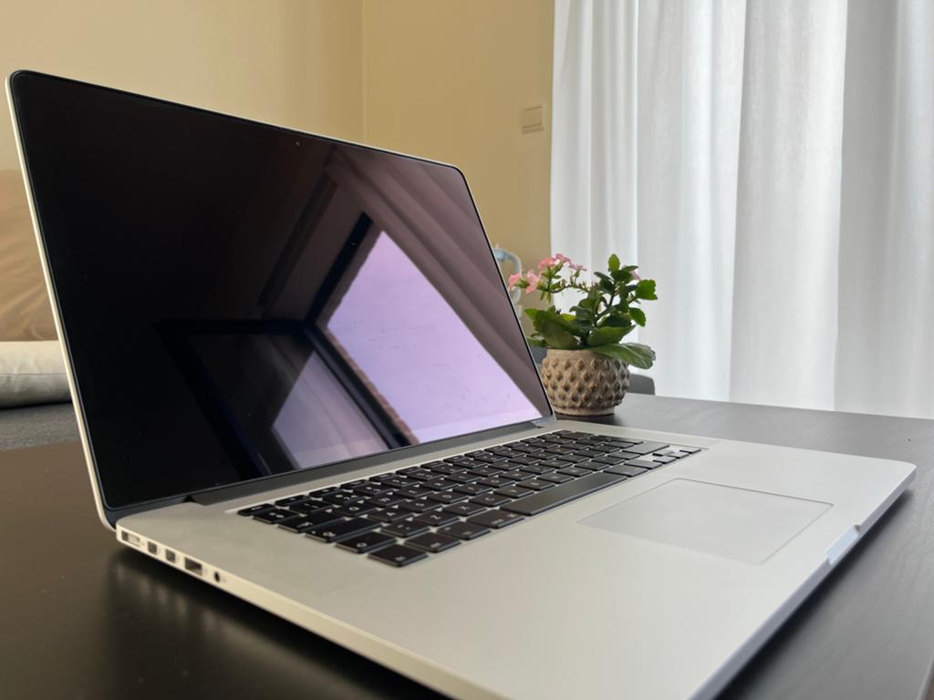 Macbook Pro 2015 15inch, Informatique & Logiciels, Apple Macbooks, Enlèvement ou Envoi, Utilisé, 15 pouces, MacBook