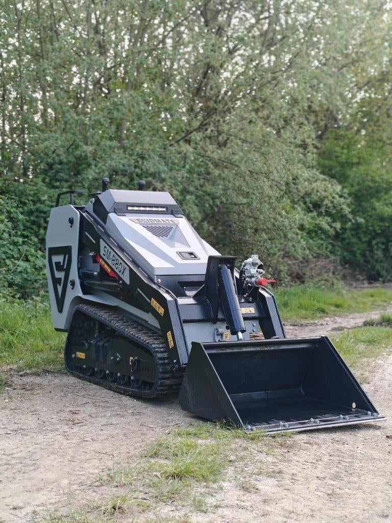 Skidmate mini-chargeur compact et puissant, Enlèvement, Chargeuse sur pneus ou Chouleur
