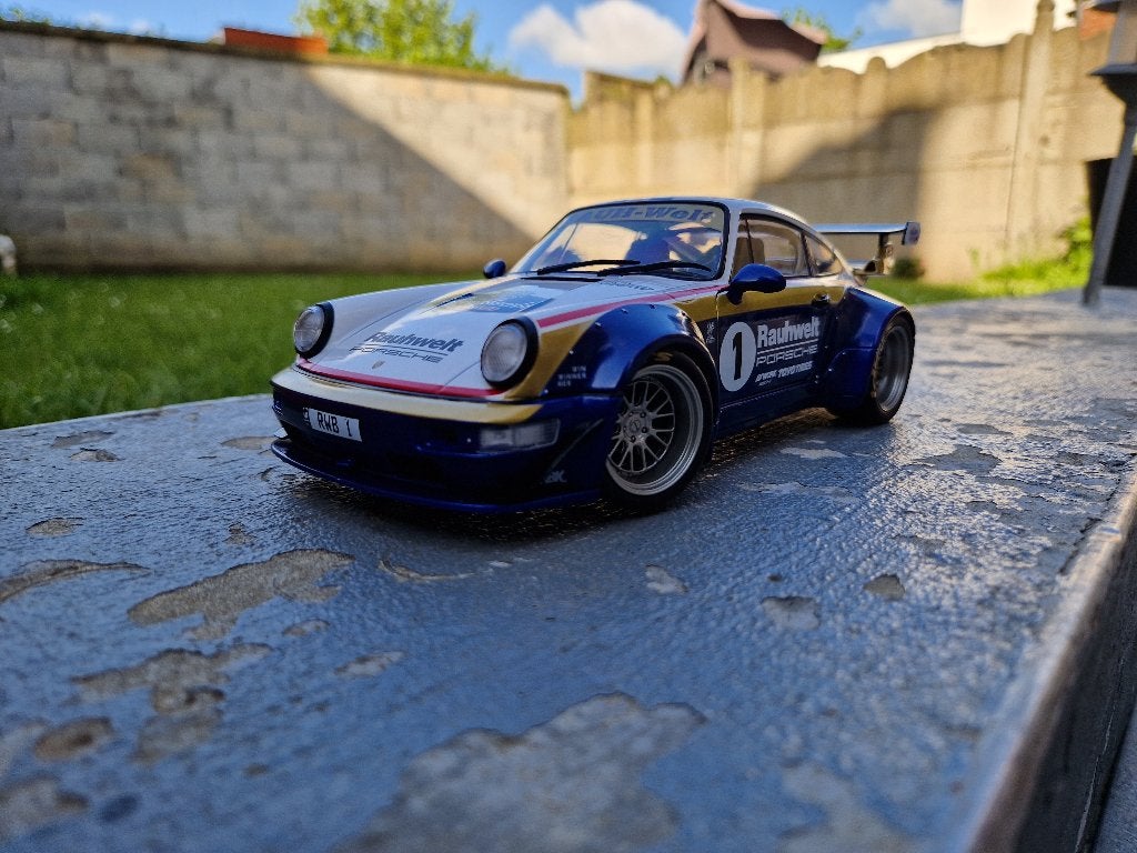 PORSCHE 911 RWB Body Kit Rauhwelt 2022 - 1/18 - PRIX : 55€, Enlèvement ou Envoi, Neuf, Voiture, Solido