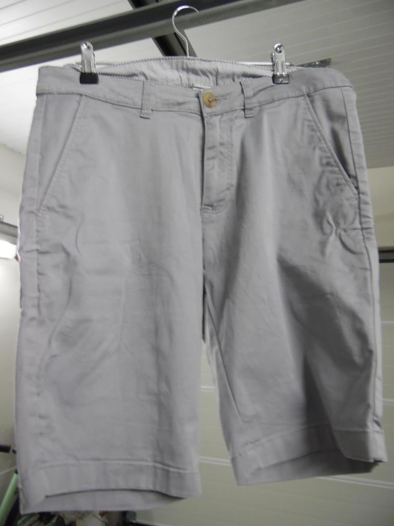 Short, Maat 48/50 (M), Ophalen of Verzenden, Zo goed als nieuw, Grijs