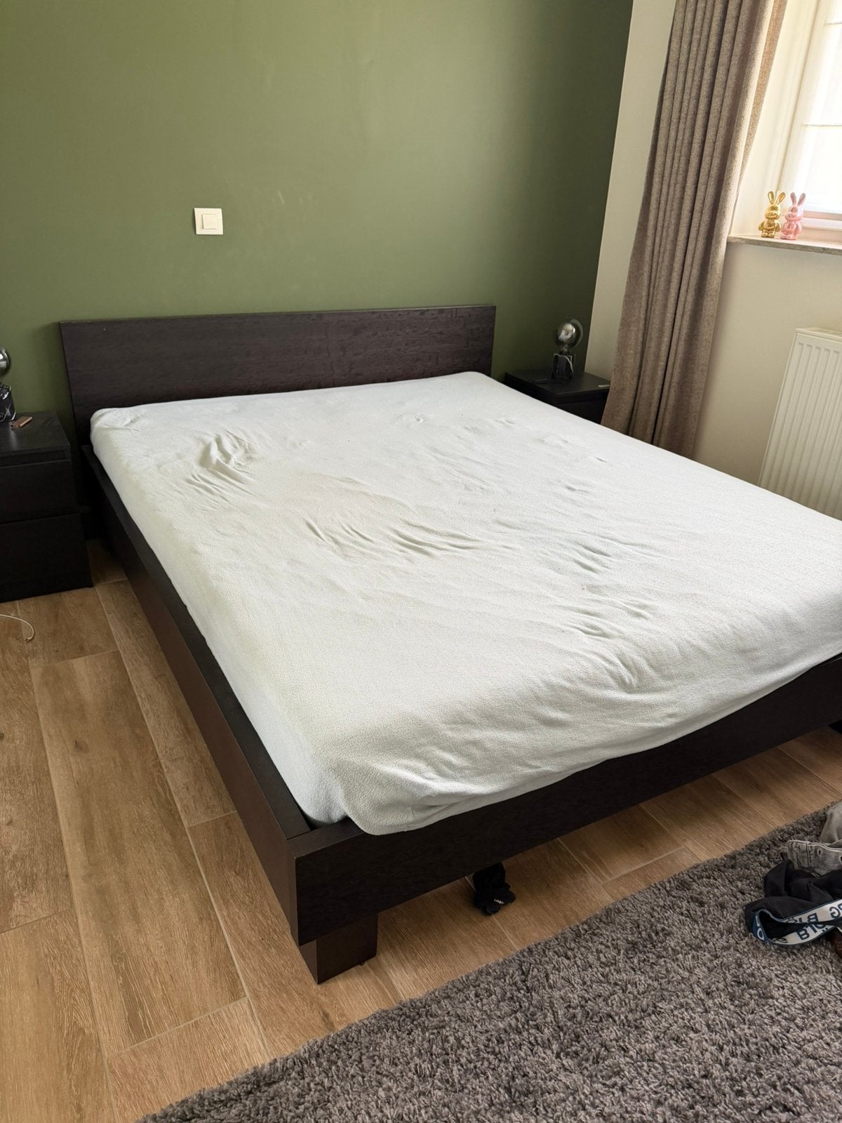 Beddenbak 160 op 200, Ophalen, Zo goed als nieuw, Zwart, Hout