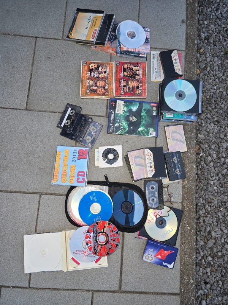 oude CD,DVD, kasetten en enz, Cd's en Dvd's, Ophalen