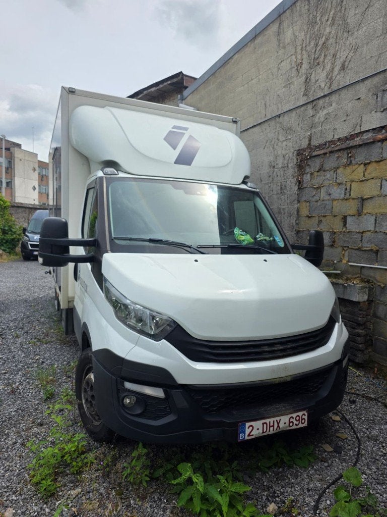 CAMIONETTE Iveco DAILY, Autos, 100 kW, Achat, Boîte manuelle, Entretenue par le concessionnaire